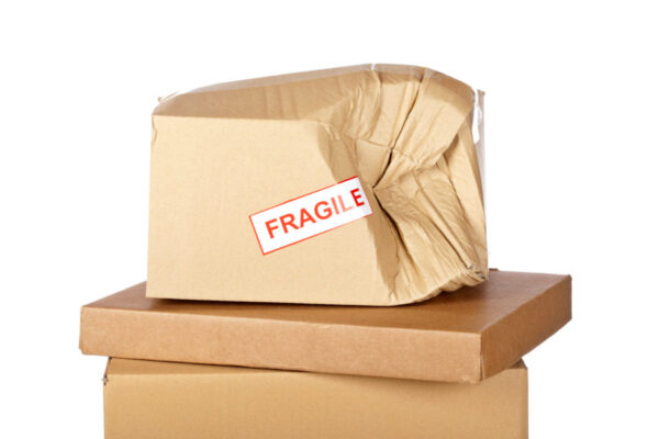Barang Fragile: Pengertian, Fungsi, dan Cara Packingnya